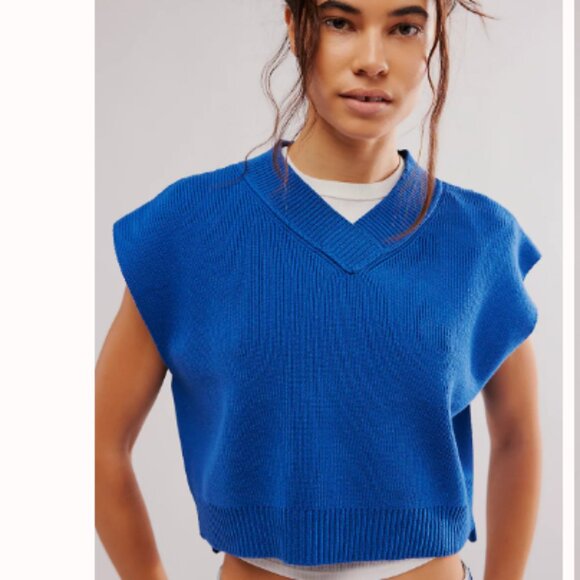 new Free People Easy Street Patterned Vest  in Blue 2S4 - Picture 4 of 10